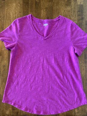 Old Navy Everywhere Slub-Knit V-Neck T-Shirt for Women Beetroot Size Large NWOT!